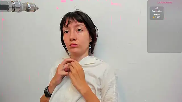 Snapshot of lizzy_davis_1 chatting on October 15, 12:30 pm lizzy davis 1 online show from October 15, 12:30 pm