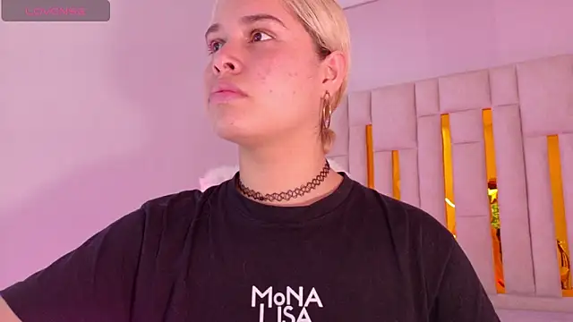 Haelycute online show from November 17, 7:14 pm