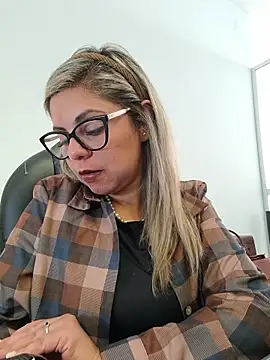 Cata Office-12 online show from November 11, 9:01 pm