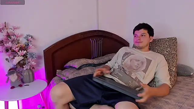  Ottis  online show from March 6, 11:00 pm