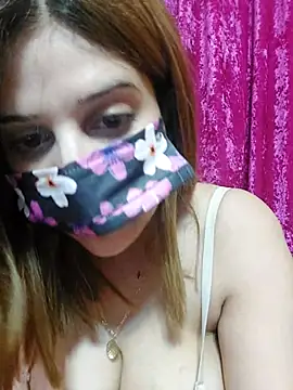 LoNa-daloua online show from April 15, 10:43 pm