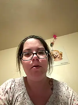 Hotmess express420 online show from December 18, 4:06 am