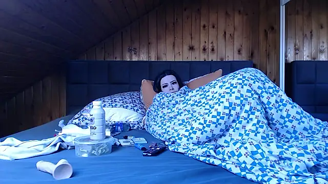 BoeseMoni1998 online show from March 21, 8:19 am