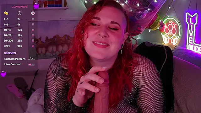 opalreigning online show from February 1, 10:03 am