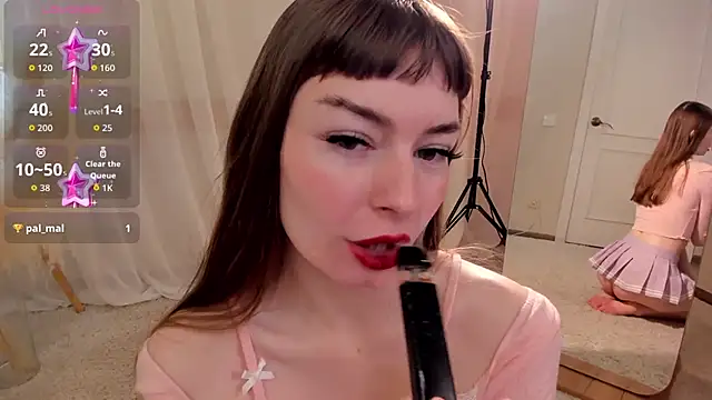 Snapshot of EvaSelin chatting on October 23, 5:13 am EvaSelin online show from October 23, 5:13 am