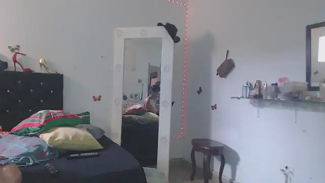 brigitht online show from December 14, 6:03 pm