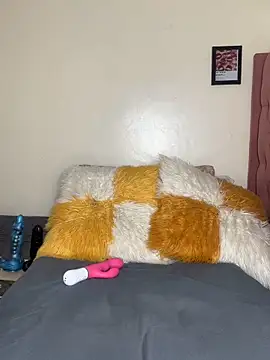 Lollipop Swirl online show from February 20, 12:50 pm