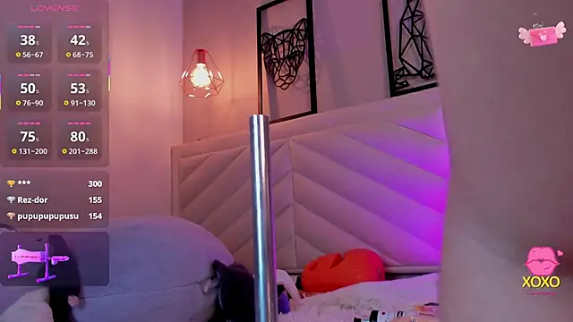 miia  baker online show from October 22, 2:22 pm