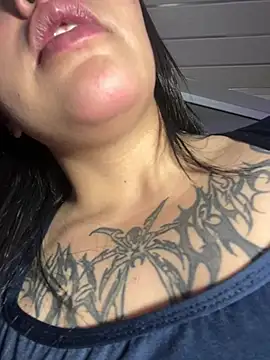  luna torres online show from February 5, 4:59 am