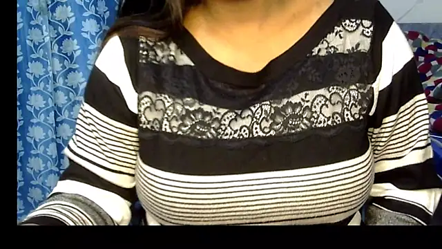 Radhika Singhaniya online show from November 20, 7:26 pm