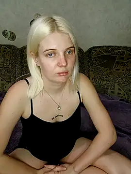 Adele Lily online show from March 14, 9:27 pm