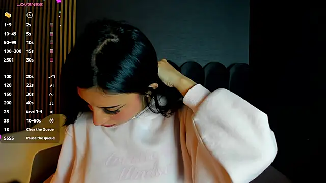 Nicolette ks  online show from February 10, 3:53 am