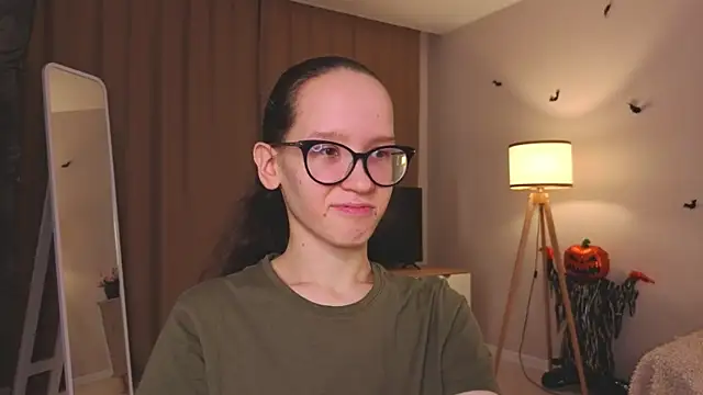 BettyBrowni online show from December 5, 4:08 pm