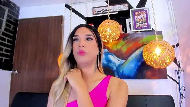 victoria aleia  online show from October 9, 11:09 pm