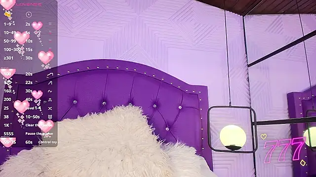 sarah banks1 online show from February 3, 3:15 am