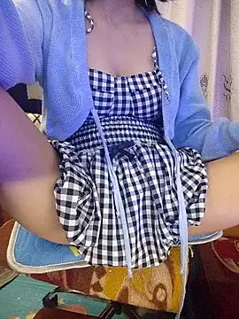 Haralushiaaa online show from February 6, 12:30 pm