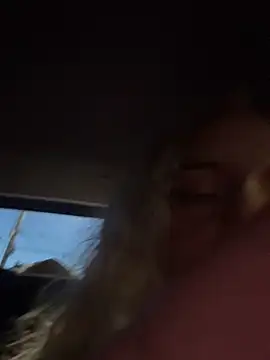 Snapshot of maddisonblush chatting on September 23, 4:38 pm maddisonblush online show from September 23, 4:38 pm