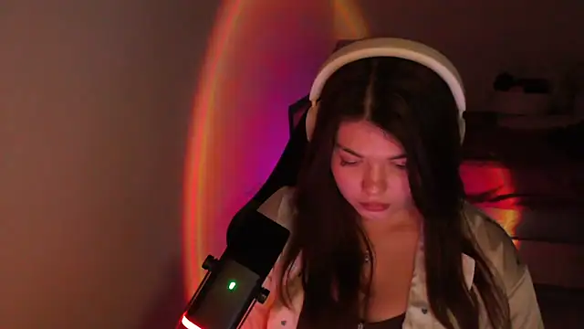 helengilmor online show from March 10, 5:28 pm