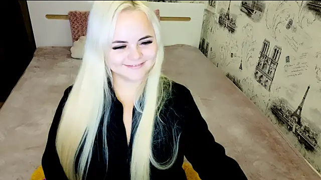 lovely-eyes online show from September 14, 7:01 pm