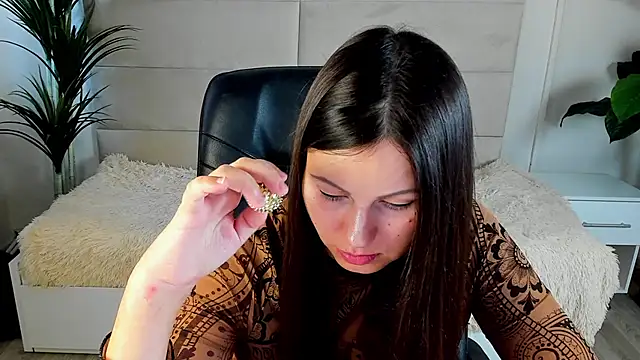 Dana  dom online show from November 24, 7:32 am