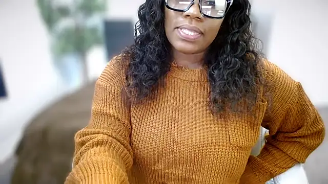 selena42 online show from October 31, 5:17 pm