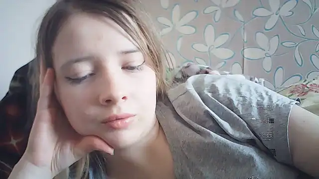 ViolaCandy online show from May 27, 4:53 am