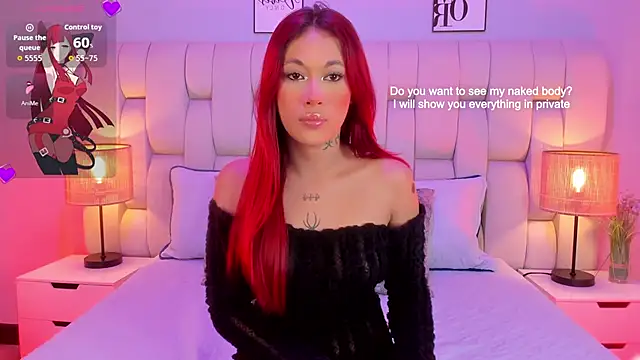 SkinnyFoxy online show from April 14, 8:09 pm