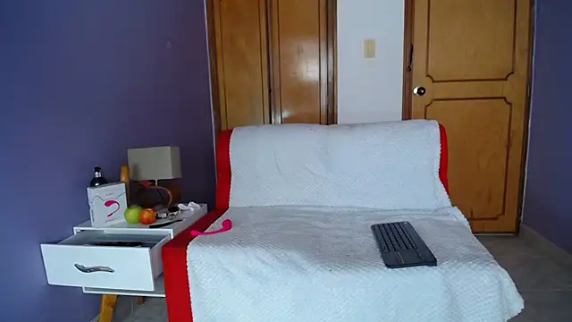 sophia ny online show from February 7, 2:43 pm