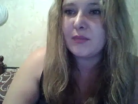 ParisMimi online show from December 5, 12:39 pm