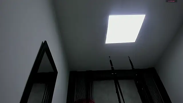 selene red  online show from October 3, 1:38 pm