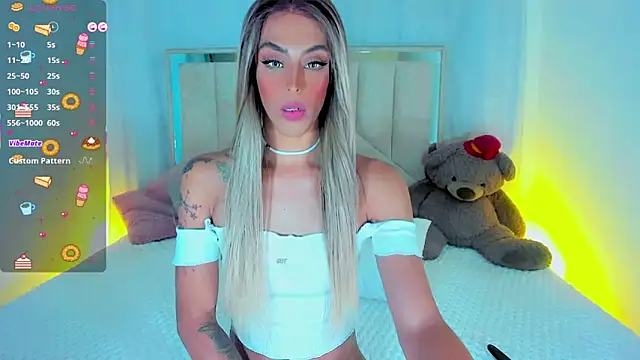 Amatistablue online show from April 7, 9:28 pm