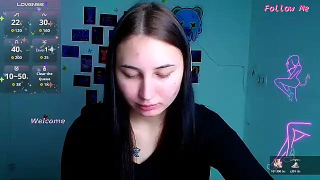 Jennifer Blum online show from December 1, 12:30 pm