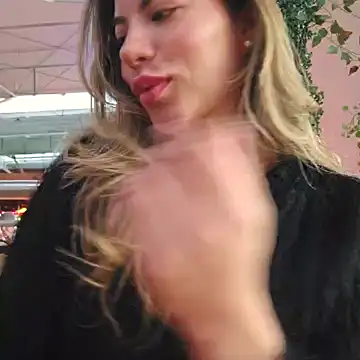 Karen San Miguel online show from October 21, 10:25 pm