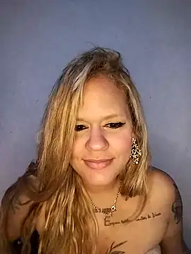 perolaoficial online show from September 24, 7:51 am