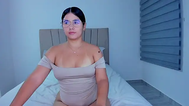 Natasha-28 online show from January 15, 2:39 am