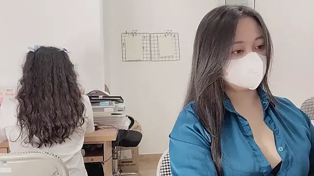 Snapshot of Bamboo_Swetie chatting on September 19, 2:49 pm Bamboo Swetie online show from September 19, 2:49 pm