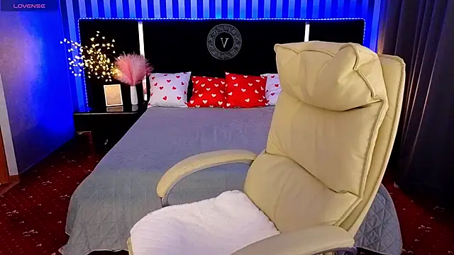 Lexi Si online show from March 30, 6:46 am