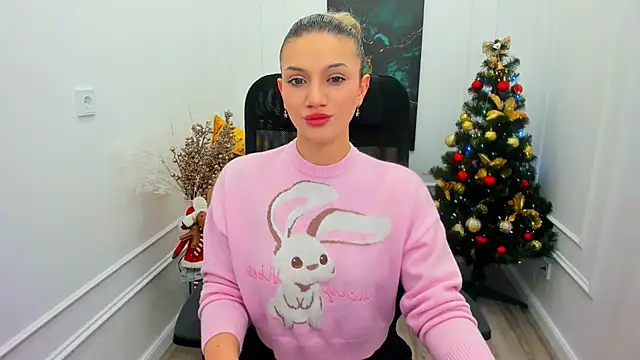 SelenaeMoore online show from December 5, 3:50 am