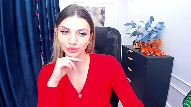 SelenaeMoore online show from October 29, 3:44 am