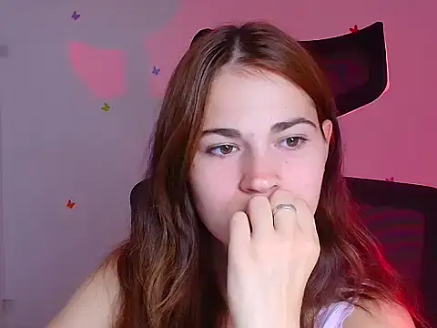 Loon Amore online show from September 10, 6:24 am