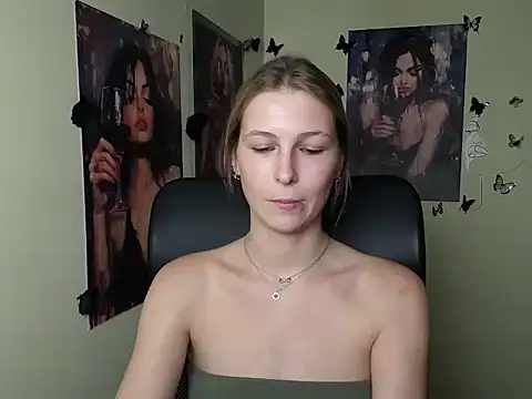 StrangerGi online show from July 17, 11:47 am