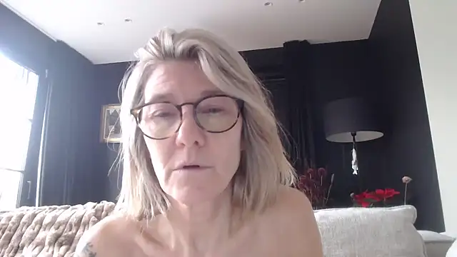 godinflower online show from December 16, 9:26 am