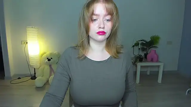 Snapshot of AidaPerry chatting on October 10, 4:12 pm AidaPerry online show from October 10, 4:12 pm