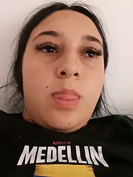 Juanamd1 online show from April 15, 1:11 pm