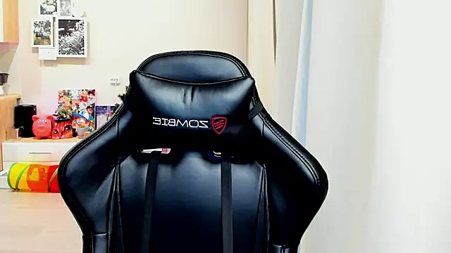 Sm0ly online show from November 2, 2:04 am