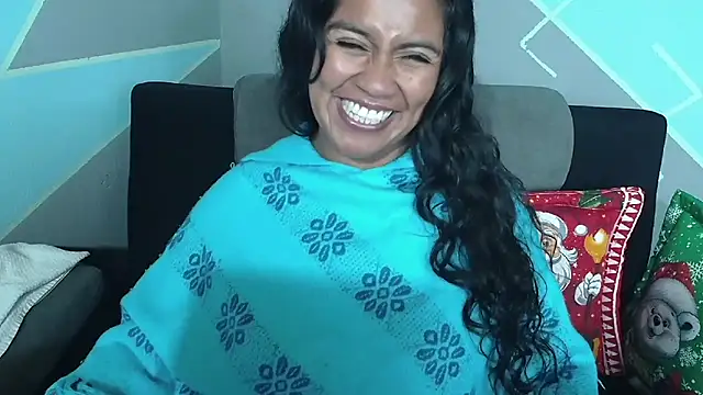 saggil23 online show from December 5, 10:49 am