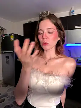 samantha kevin online show from December 23, 6:06 am