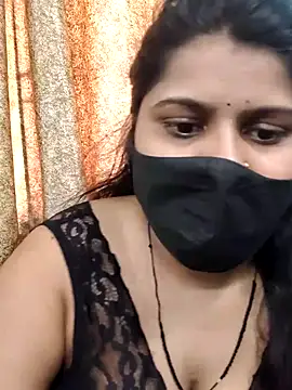Snapshot of Hotty-simran chatting on October 17, 5:10 am Hotty-simran online show from October 17, 5:10 am