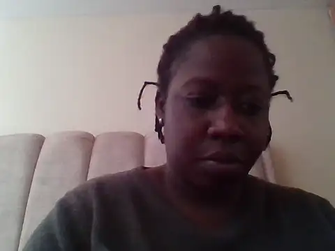 pretty bums online show from February 17, 7:40 am