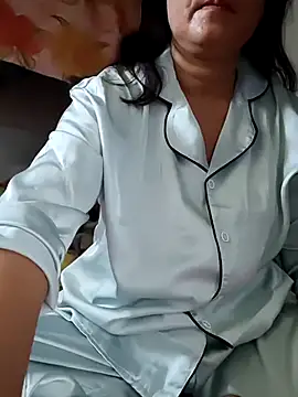 phnz online show from December 3, 3:20 am